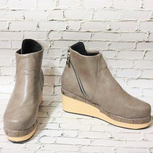 Gray Platform Ankle Boots with Zipper Closure